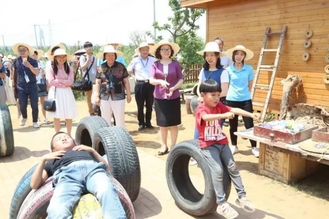 玩是孩子的天性更是儿童的生命让游戏点亮孩子的快乐童年买球的app(图4) 玩是孩子的天性更是儿童的生命让游戏点亮孩子的快乐童年买球的app(图4)